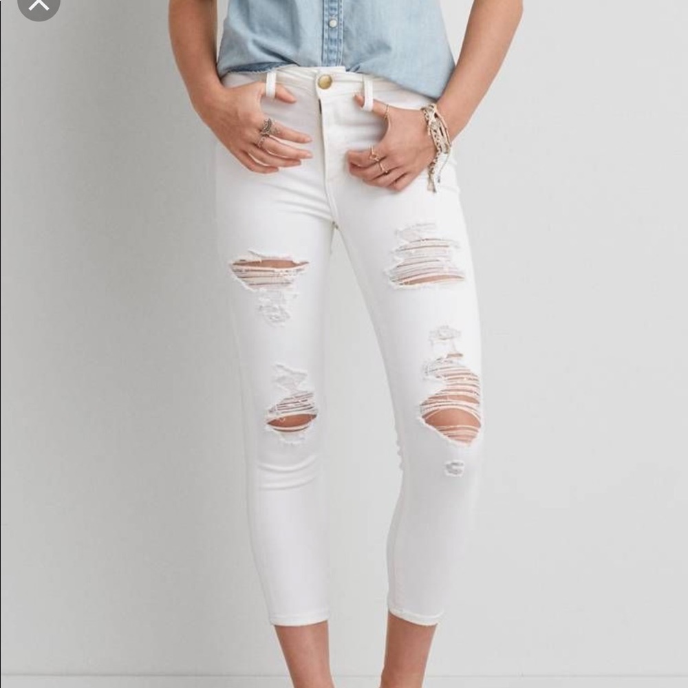 American Eagle white jeans